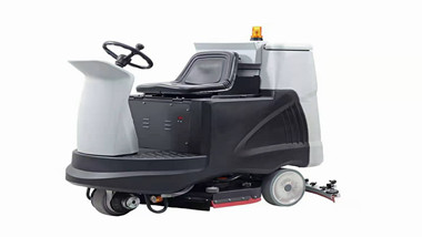 揭秘未来：：：多功效驾驶式扫地车来袭!