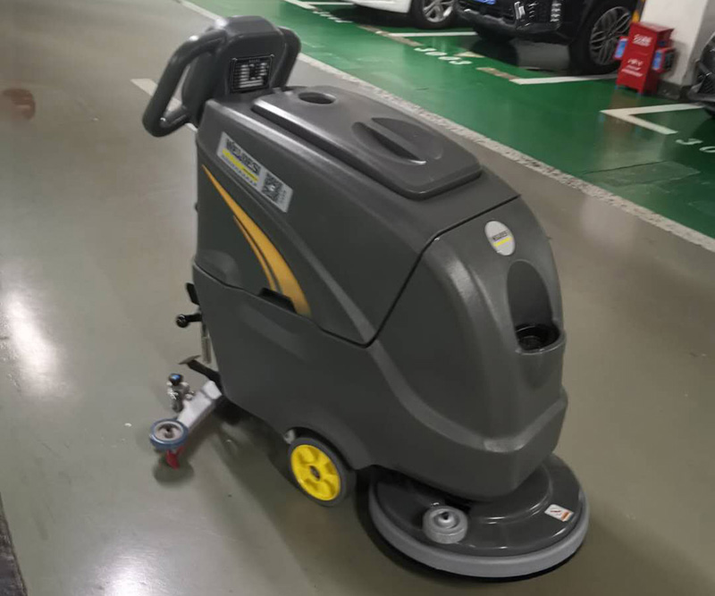 ?电动洗地机智能洗地新体验，，精准感应更省心！